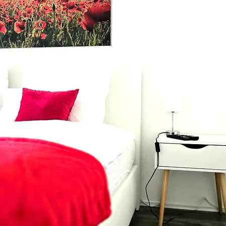 Happy Homes Red - Dein Stylisches Maisonette-apartment Mit Wow-effekt! Lejlighed