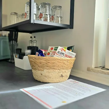 Happy Homes Red - Dein Stylisches Maisonette-apartment Mit Wow-effekt! 아파트 *