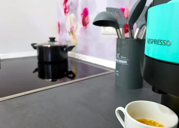 Happy Homes Red - Dein Stylisches Maisonette-apartment Mit Wow-effekt! Altenstadt (Hessen)